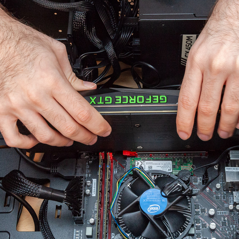 Servicii Asamblare PC